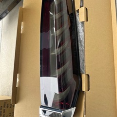 ノア、ヴォクシー80用　メテオール（スモーク）　　の画像