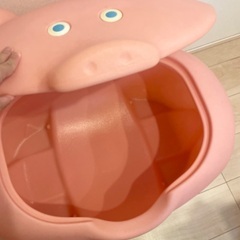 リトルタイクス　ぶた　おもちゃ箱の画像