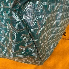 GoyardサンルイGMPVC レザートートバッグ　グリーンの画像