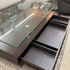 カウチソファ&ガラステーブルセットの画像