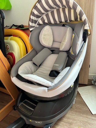 combi チャイルドシートISOFIX