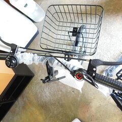 【JM807】未使用 折りたたみ自転車 20インチ シマノ 6段ギア SHIMANO 6段変速 ブラック 空気入れ付き かご付きの画像