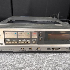 ビデオデッキ(VHS)２台レコーダー1台の画像