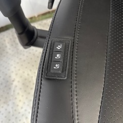 新品 AutoFull(オートフル) M6 ゲーミングチェア 通風と加熱座面 360°アームレスト 幅広座面 オットマン付 椅子「AUTO」可動式ランバーサポート 160°リクライニング 通気性PUレザー ソファー座り心地 人間工学の王道 おしゃれ ブラックの画像