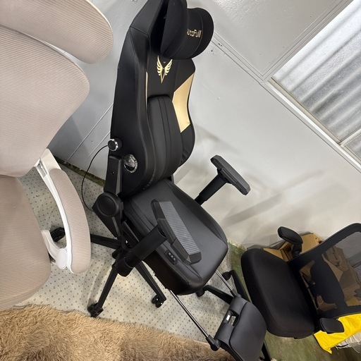 新品 AutoFull(オートフル) M6 ゲーミングチェア 通風と加熱座面 360°アームレスト 幅広座面 オットマン付 椅子「AUTO」可動式ランバーサポート 160°リクライニング 通気性PUレザー ソファー座り心地 人間工学の王道 おしゃれ ブラック