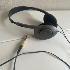 Roland 電子ピアノ　F-120-WH  13製の画像