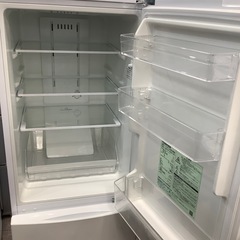 【安心！6ヶ月間の保証付き！】TOSHIBA 2ドア冷蔵庫　入荷しました！の画像