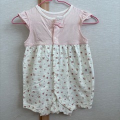 ベビー服女の子セットの画像
