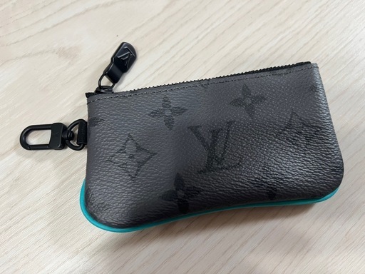ルイヴィトンケース