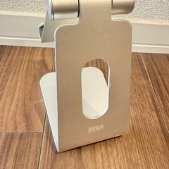 iPadなどのタブレットスタンドの画像