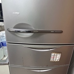 SANYO2008年製355L
ノンフロン冷蔵庫の画像