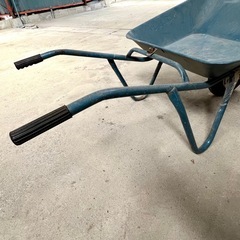 【お話し中】一輪車　運搬　手押し車　ネコ車 の画像