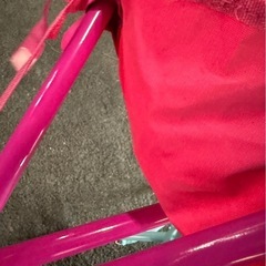 M28 折りたたみ椅子２つセット 三脚 コンパクトチェアの画像