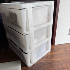 チェスト プラスチック製の画像