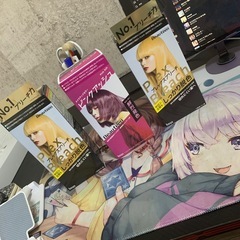 【最終値下げしました🔥🔥】オシャレさん必見✨✨ブリーチ2点＆カラー剤1点の3点セット❣️❣️の画像