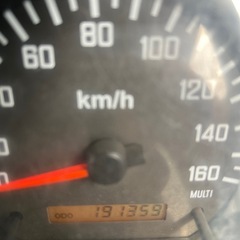Isuzu 4 tonの画像