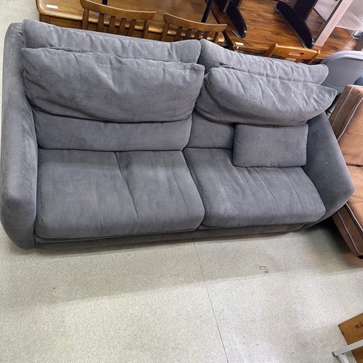 133 3人掛けソファ