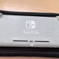 Nintendo Switch Liteザシアン ザマゼンタの画像
