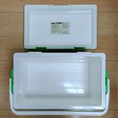 ★中古★大型ハンドル付 クーラーボックス[22L] センターロック式の画像