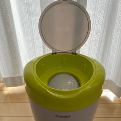Combi  おむつバケツの画像