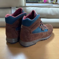 トレッキングシューズ　27cm GORE-TEX Vibramの画像