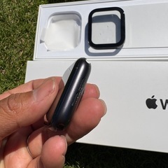Apple WatchSE(第一世代)Space Gray 44mm本体＆充電器の画像