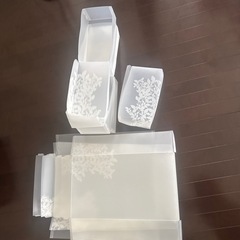プラスチックシューズケース6個の画像