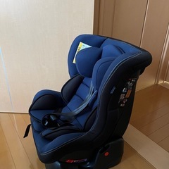 （取引中）Nebio(ネビオ) チャイルドシート シートベルト固定 0歳～4歳頃 ネムピットF NemPitF（ネイビー）の画像