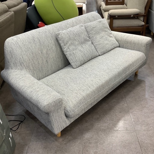 【軽トラ貸し出し無料！】unico 2人掛けソファー入荷しました！