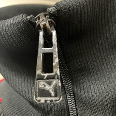 K2510-069 PUMA トラックジャケット ジャージ ブラック サイズ 不明 チャック色はげありの画像