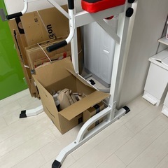 懸垂マシン  腹筋
の画像