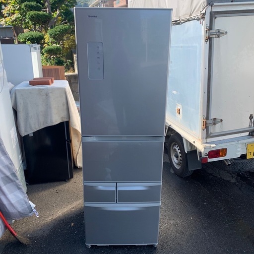 【札幌市内軒先配達無料】東芝　2016年製　GR-J43G-S　5ドア冷蔵庫　（410L・右開き）　シルバー