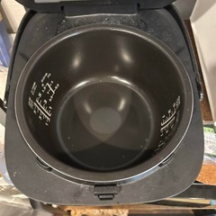 Panasonic SR-FE101 IH炊飯器　2021年製の画像