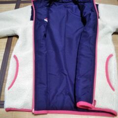 スポーツウェア（アディダス社製）の画像