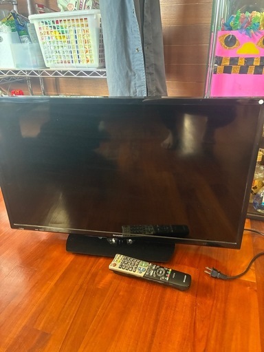 液晶テレビ(SHARP)32型
