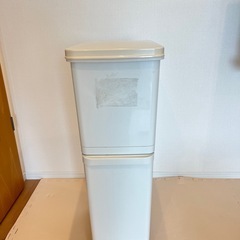 ニトリ　ゴミ箱　2段　キャスター付きの画像