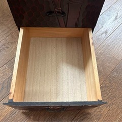 収納棚の画像