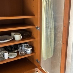 食器棚の画像