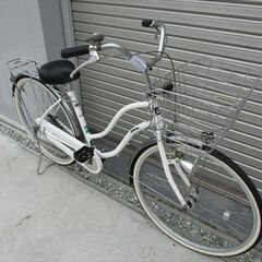 E551　★限定特価★ 中古自転車 【26インチ　軽快車　アサヒ　ホワイト　LEDオートライト 】 使用少ないの画像