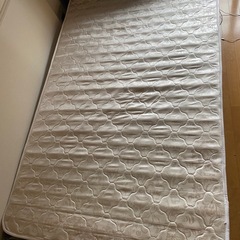 【取引完了🙏】ベッド（セミダブル・マットレス収納付き）の画像