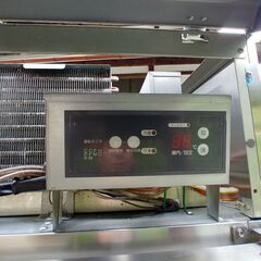 個人宅配送可 冷凍冷蔵庫 4ドア 大和冷機　100V 【冷凍 －15度から－25度】【冷蔵　10度から－5度】 貯蔵庫 菜庫 保冷庫の画像