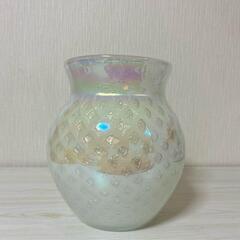 クラタボヘミアンクリスタル 花瓶 フラワーベース　乳白色ガラス 花器 オーロラの画像