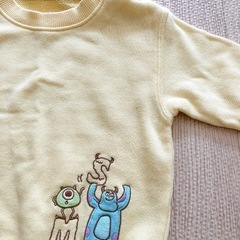 【お話中】UNIQLOベビー トレーナー 70サイズ イエローの画像