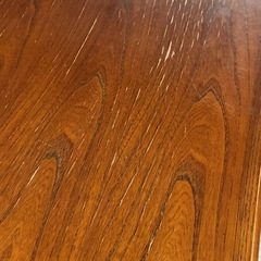 ダイニングテーブルの画像