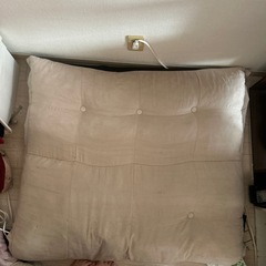 ほぼ無料！折りたたみローソファの画像
