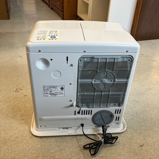 M2510-031 コロナ 強制通気形解放式石油ストーブ FH-ST3623E3 ホワイト 2023年製 通電確認済み キズ汚れ有り 