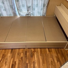 配達可【セミダブルベッドフレーム】クリーニング済【管理番号10310】金の画像