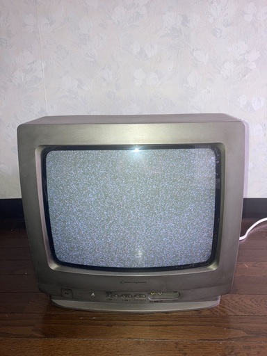 年末に処分します　Hitachi カラーテレビ 14CL-HR80