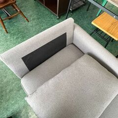 カウチソファー 1人掛けファブリックソファー グレー W73×D133×54cm 札幌 東区の画像