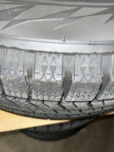 予定者決定済ブリヂストン　スタッドレス　VRX2